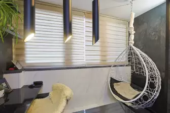 Отделка широкоформатным ламинатом балкона с утеплением