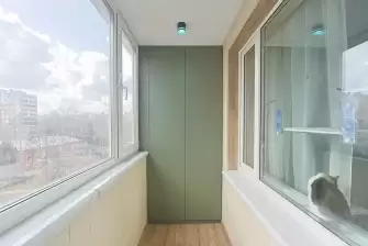 Отделка стеновым паркетом лоджии 3 метра