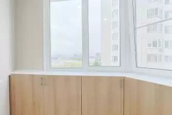 Обшивка ПВХ панелями балкона Утюжок