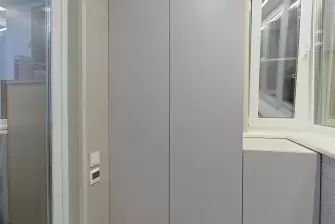  Отделка лоджии ламинатом с боковым окном