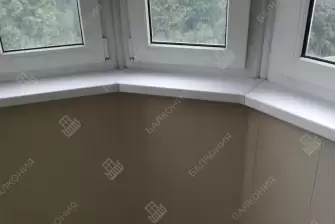 Остекление и отделка эркерной лоджии под ключ