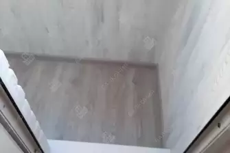 Отделка и остекление Г-образного балкона