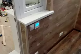 Отделка балкона под ключ в серии дома П-44 с холодным остеклением