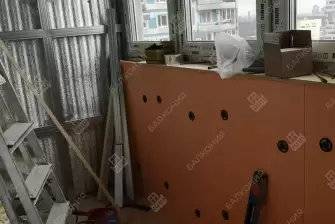 Остекление и отделка балкона Сапожок  гипсокартоном под покраску и ламинатом