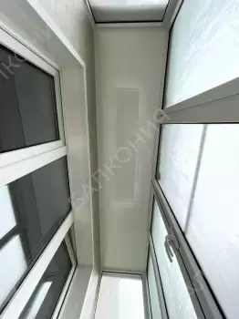 Отделка и остекление П-образного балкона без утепления, в кирпичном доме