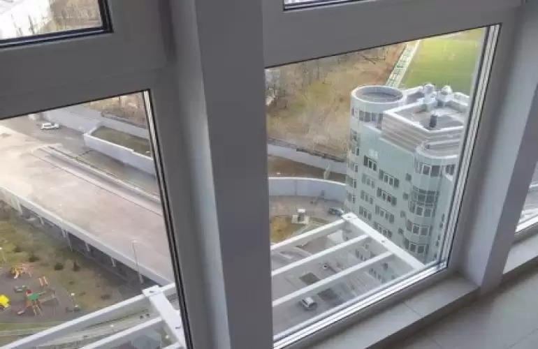 Утепление алюминиевых окон на балконе
